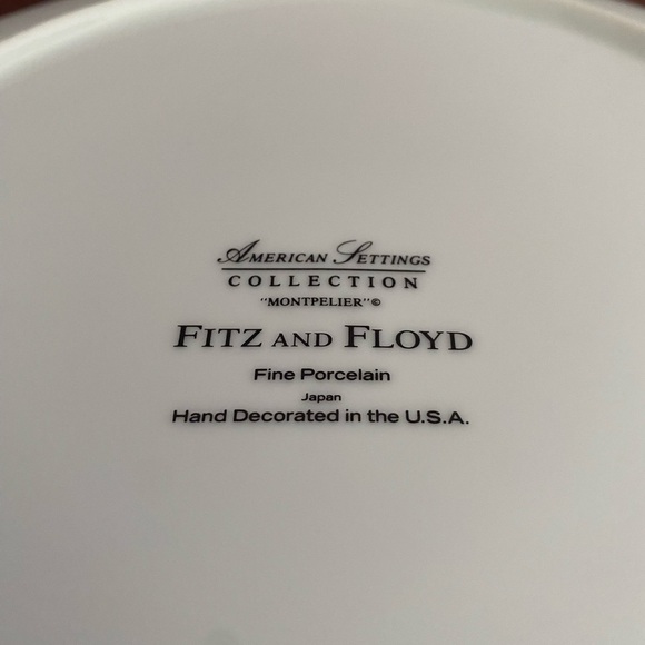 EUC Fitz and Floyd “Montpelier” 11" Dinner Plate | Fine Porcelain - Picture 3 of 3